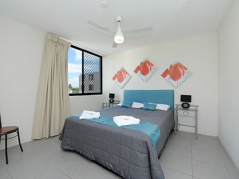 18/2 Maroubra Street, Alexandra Headland QLD 4572