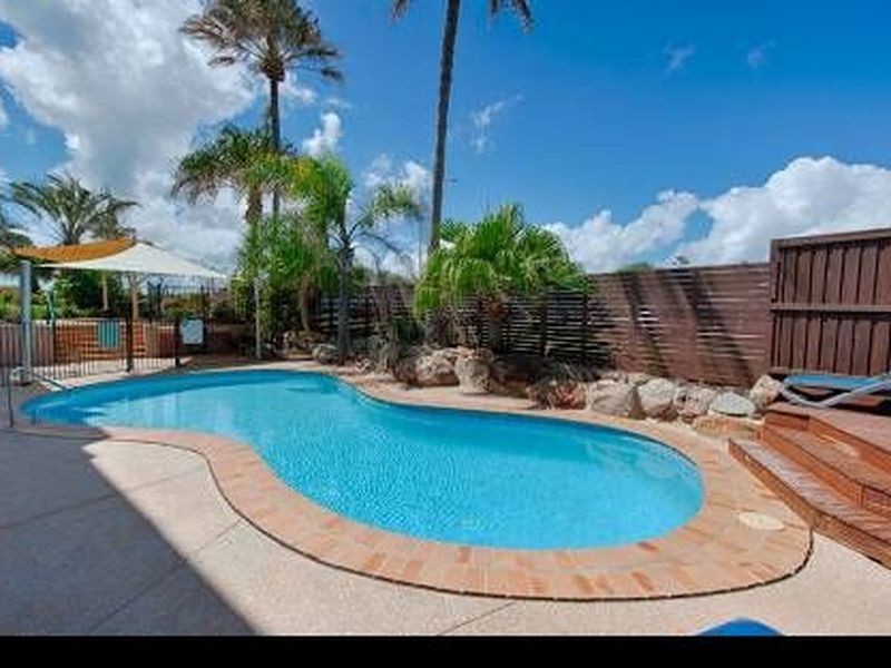 18/2 Maroubra Street, Alexandra Headland QLD 4572