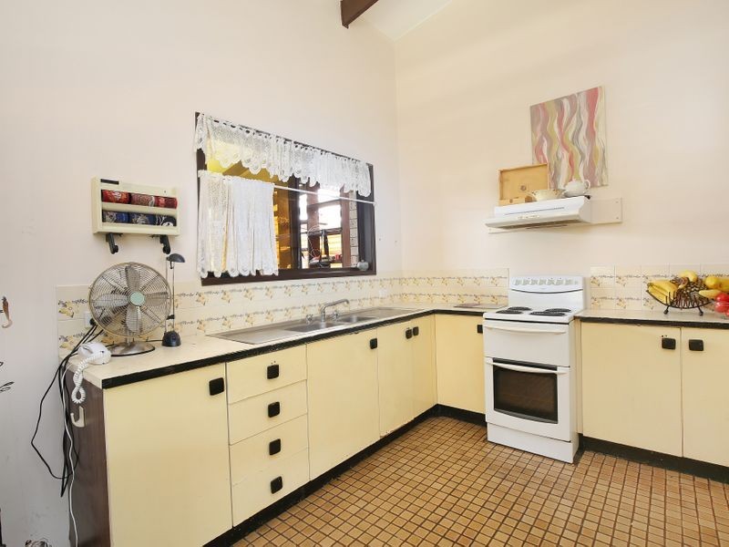 69 Palm Drive, Mooloolaba QLD 4557