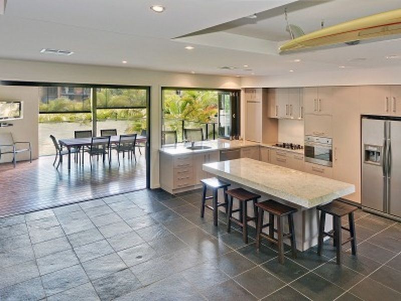 17 Camfield Street, Alexandra Headland QLD 4572
