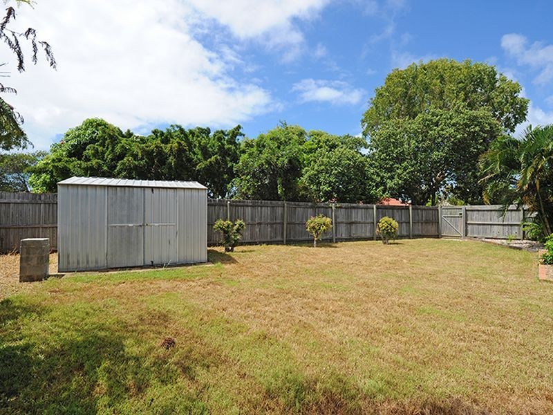 1 Iris Place, Bokarina QLD 4575