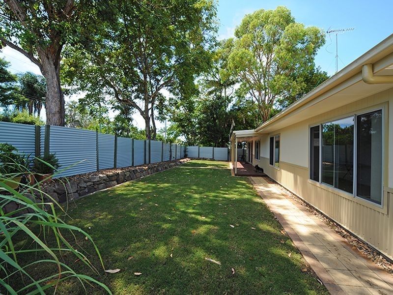 42 Palm Drive, Mooloolaba QLD 4557