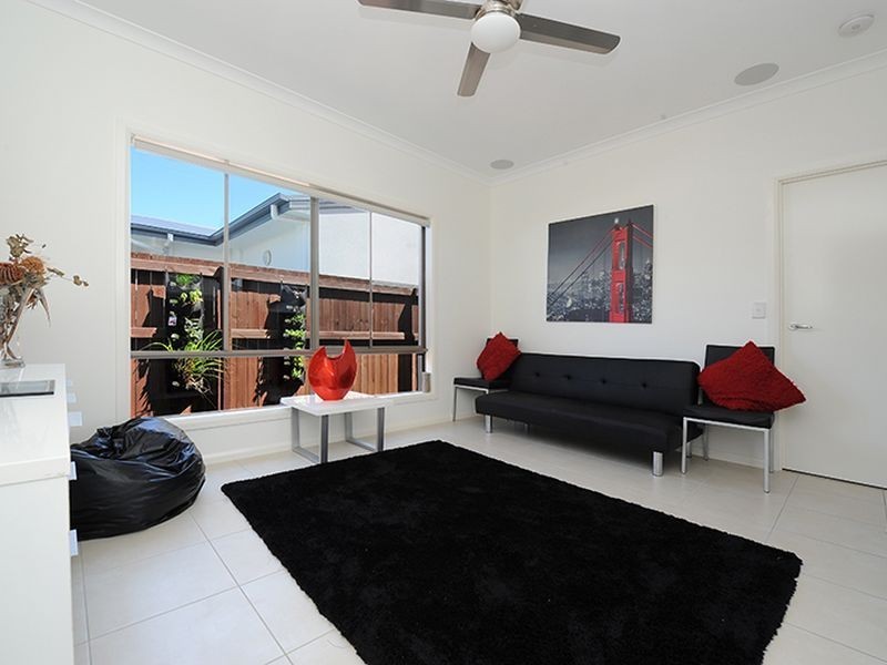 18 Hibbertia Street, Mountain Creek QLD 4557