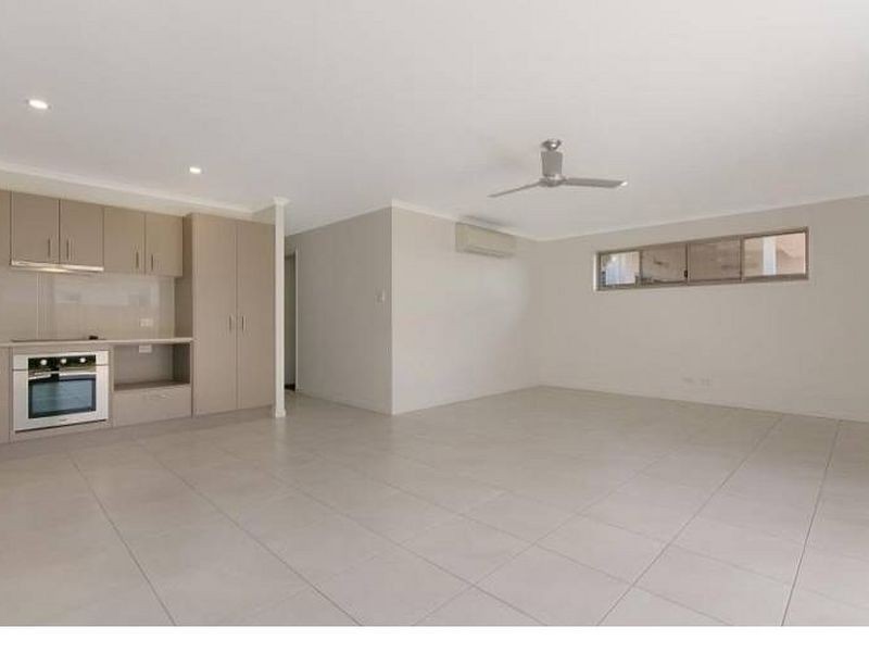 70 Auburn Street, Caloundra West QLD 4551