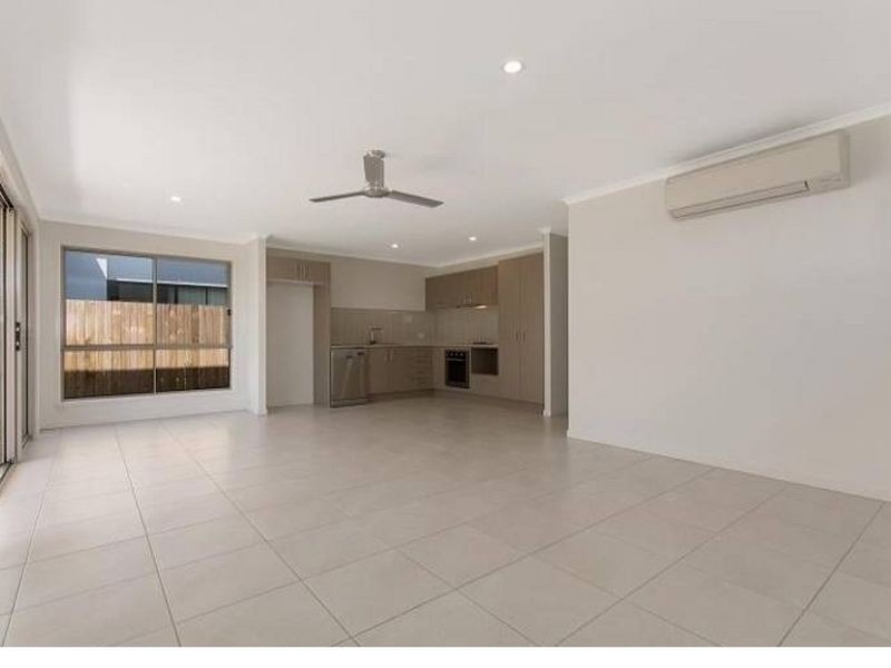 70 Auburn Street, Caloundra West QLD 4551