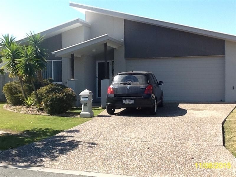 19 Quandong Street, Meridan Plains QLD 4551