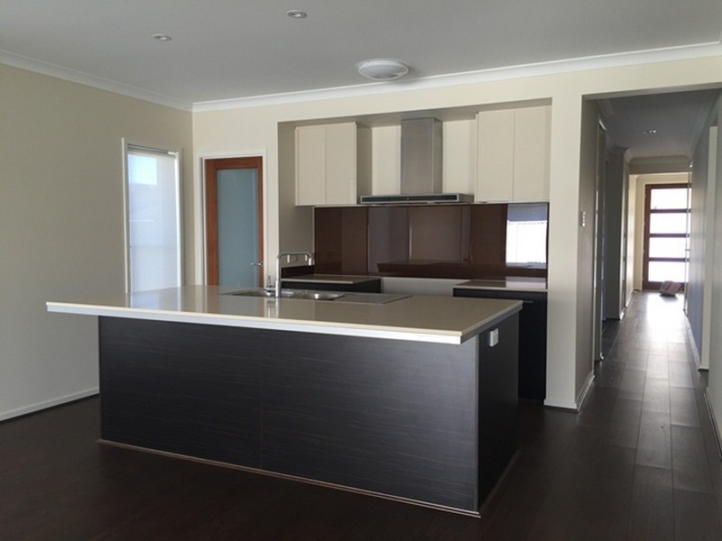 4 Comet Street, Pelican Waters QLD 4551