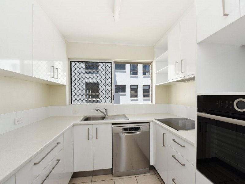 Unit 18/268 Alexandra Parade, Alexandra Headland QLD 4572