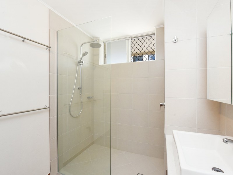 Unit 18/268 Alexandra Parade, Alexandra Headland QLD 4572