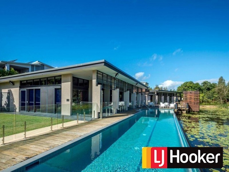11 Sanctuary Avenue, Noosa Heads QLD 4567