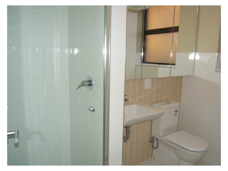 1/10 Boolarong Crescent, Alexandra Headland QLD 4572