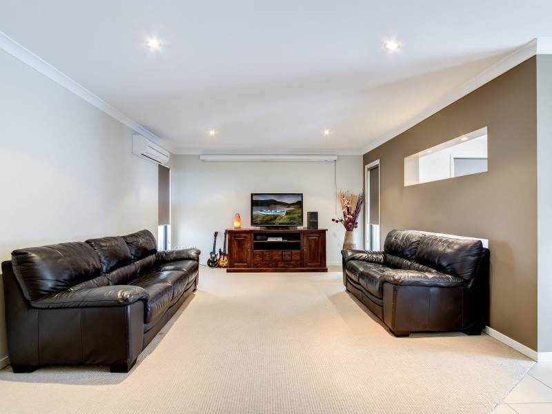 15 Riberry Place, Meridan Plains QLD 4551