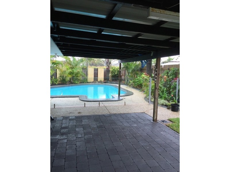 18 Satinbird  Street, Bokarina QLD 4575