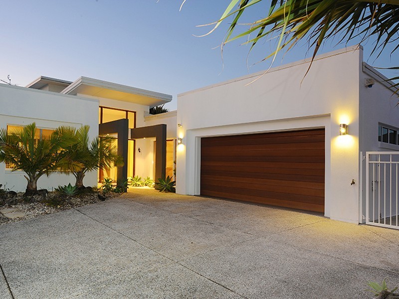 19 Magnetic Street, Kawana Island QLD 4575