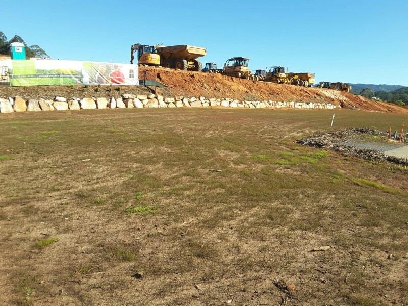 1-5 Davey Drive, Woombye QLD 4559