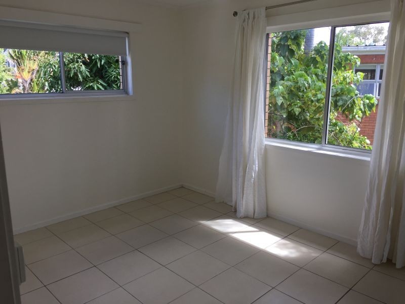 Unit 4/49 Edward Street, Alexandra Headland QLD 4572