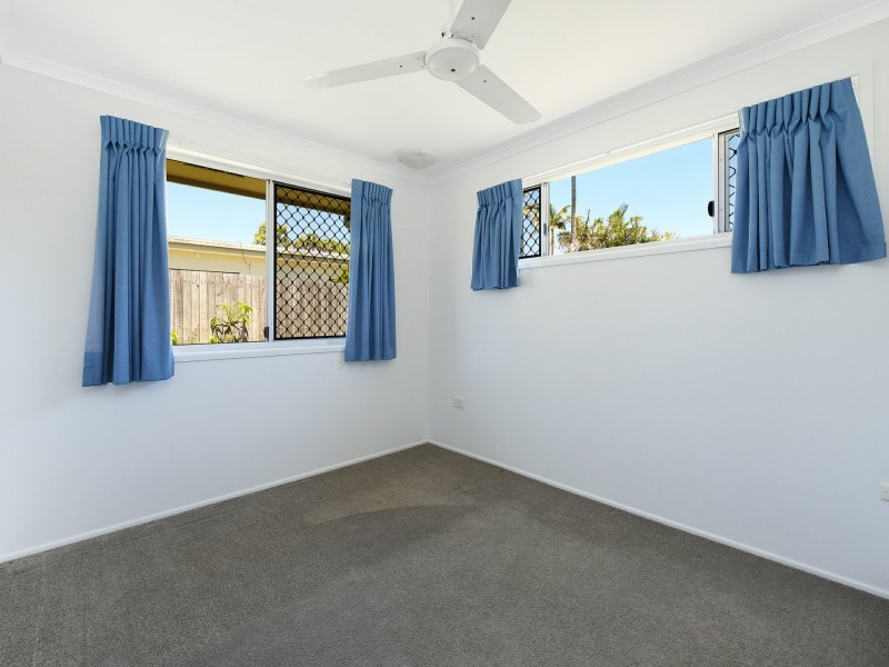 9 Saleng Crescent, Warana QLD 4575