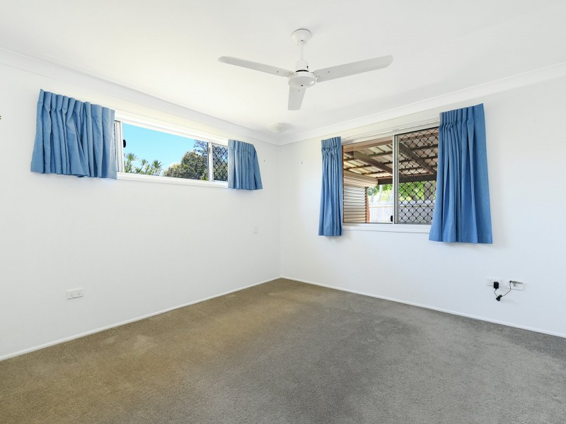 9 Saleng Crescent, Warana QLD 4575