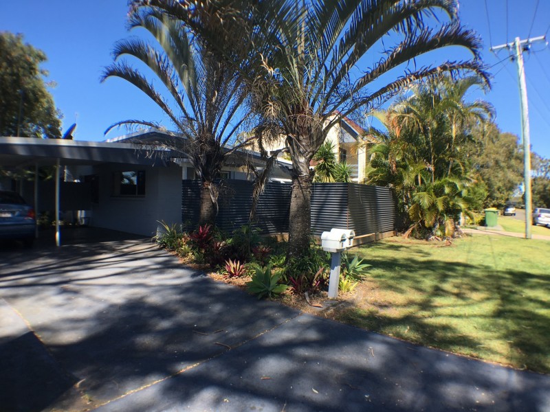 Unit 1/5 Ulmarra Court, Mooloolaba QLD 4557