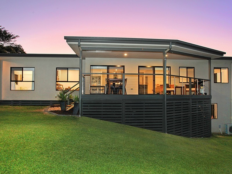 3 Andrews Close, Woombye QLD 4559