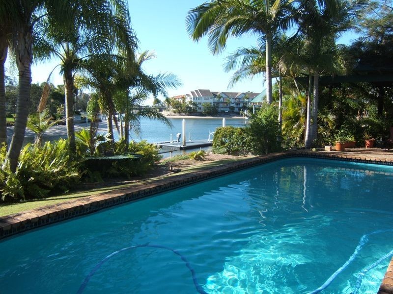 11 Awoonga Court, Mooloolaba QLD 4557