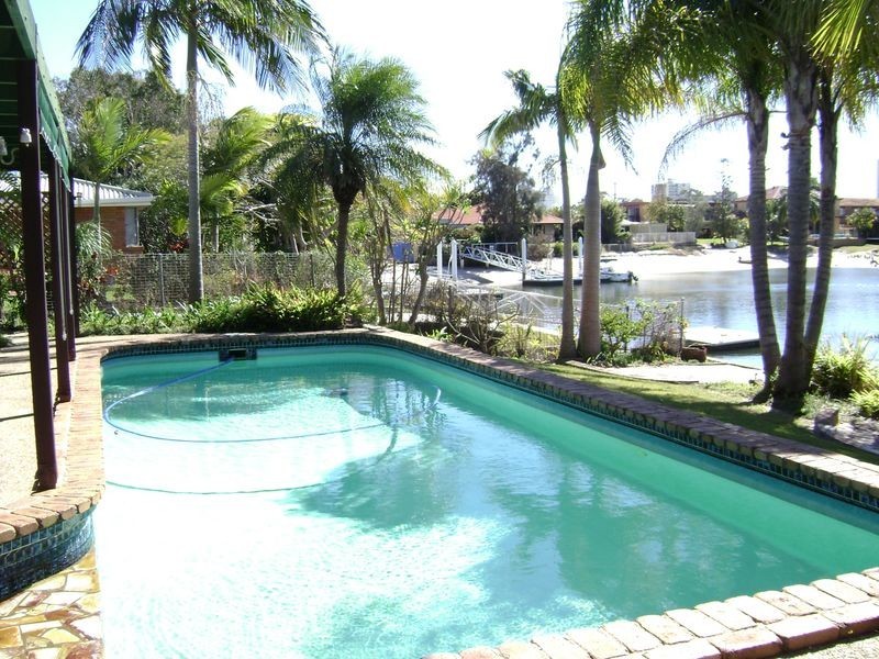11 Awoonga Court, Mooloolaba QLD 4557