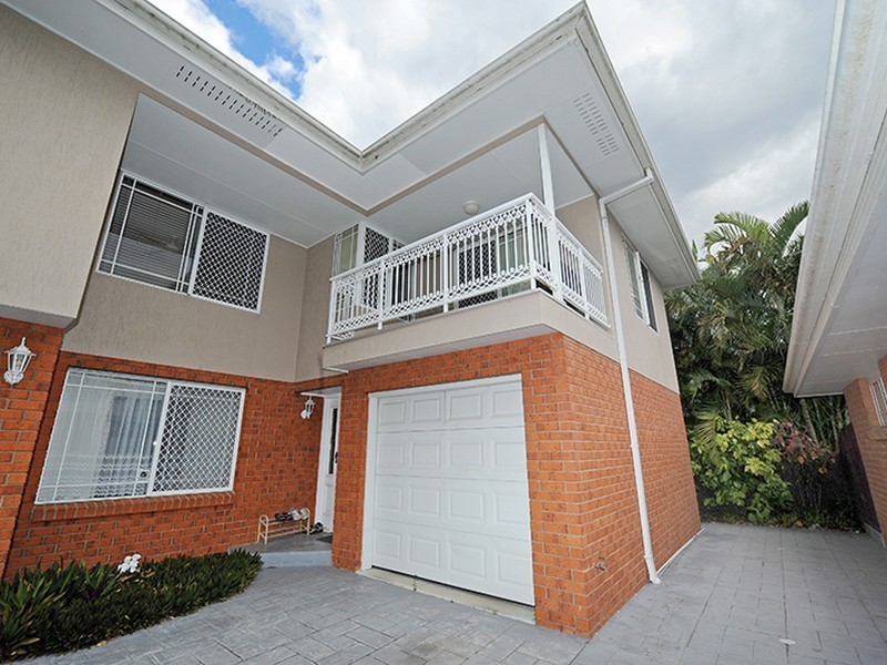 4/13 Bradman Avenue, Maroochydore QLD 4558