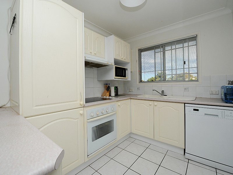 4/13 Bradman Avenue, Maroochydore QLD 4558