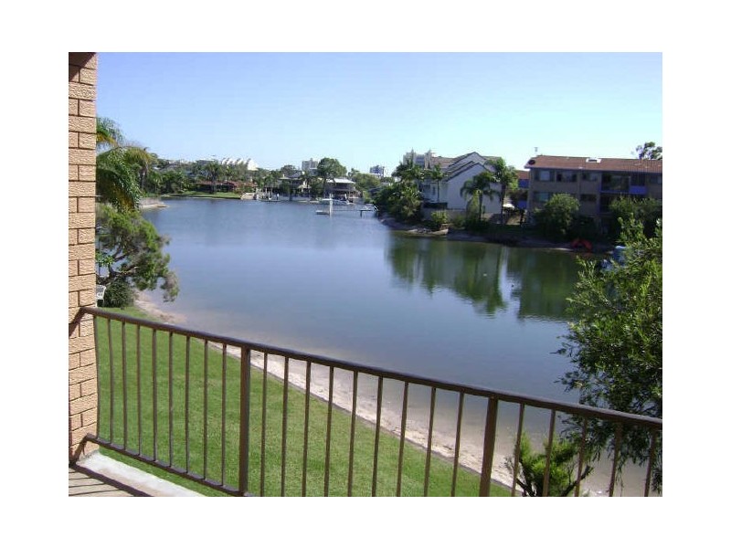 8/6-8 Woomba Place, Mooloolaba QLD 4557