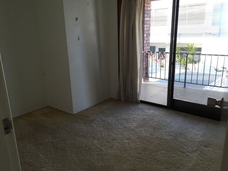 2 Imara Court, Mountain Creek QLD 4557