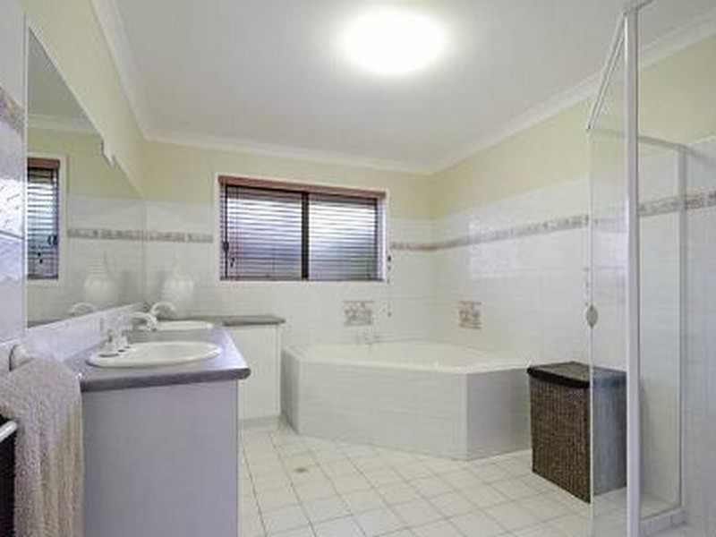 23 Bongaree Drive, Pelican Waters QLD 4551