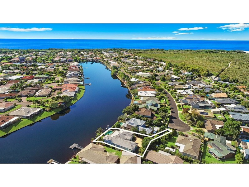 10 Suncrest Court, Wurtulla QLD 4575