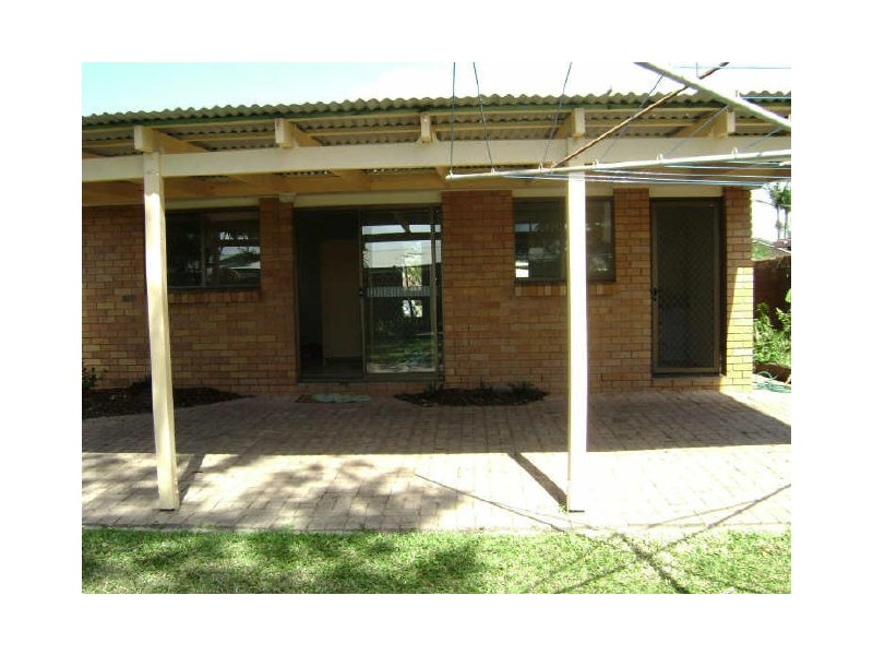 17 Mallawa Street, Buddina QLD 4575
