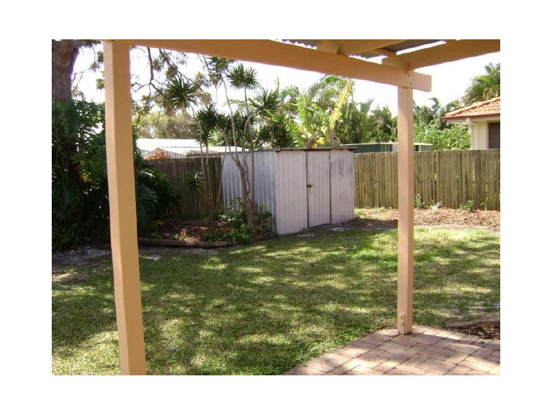 17 Mallawa Street, Buddina QLD 4575