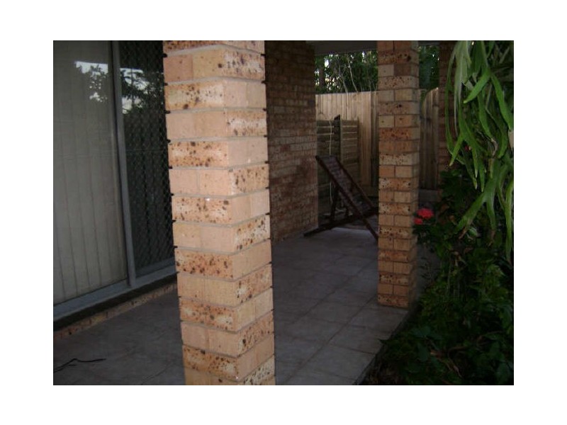 1 Coorabin Street, Warana QLD 4575