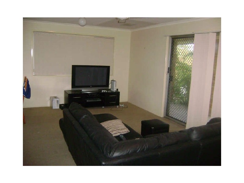 1 Coorabin Street, Warana QLD 4575