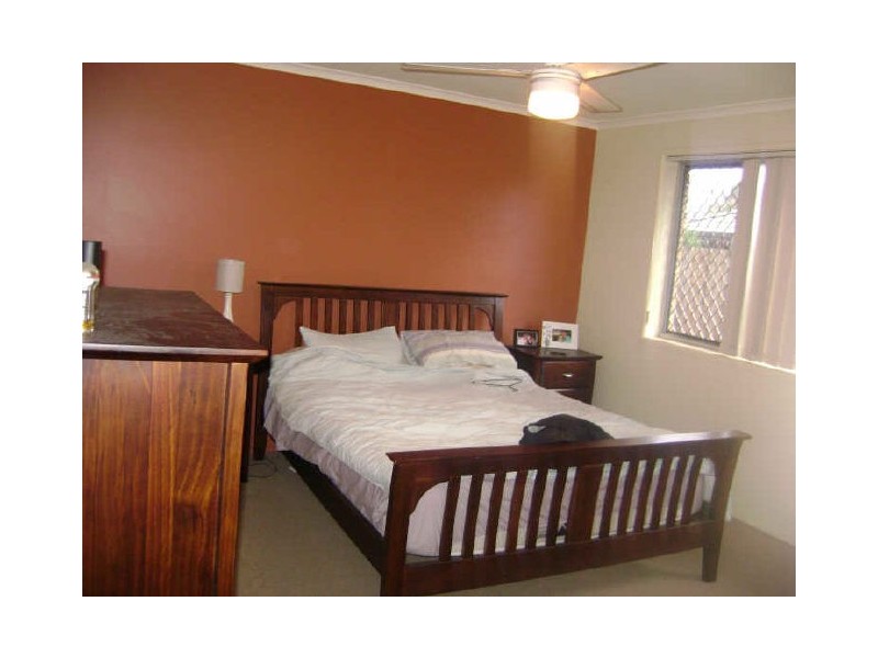 1 Coorabin Street, Warana QLD 4575