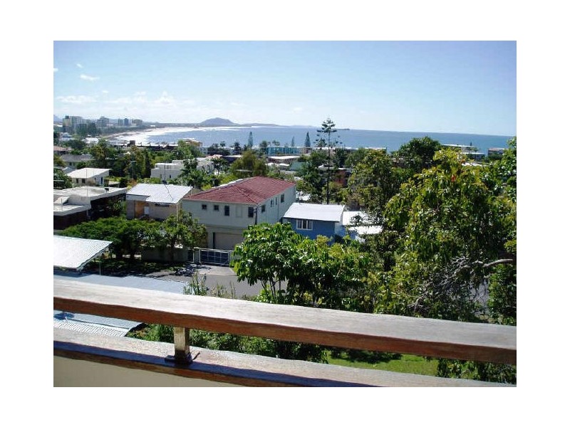 2/32 Buderim Avenue, Mooloolaba QLD 4557