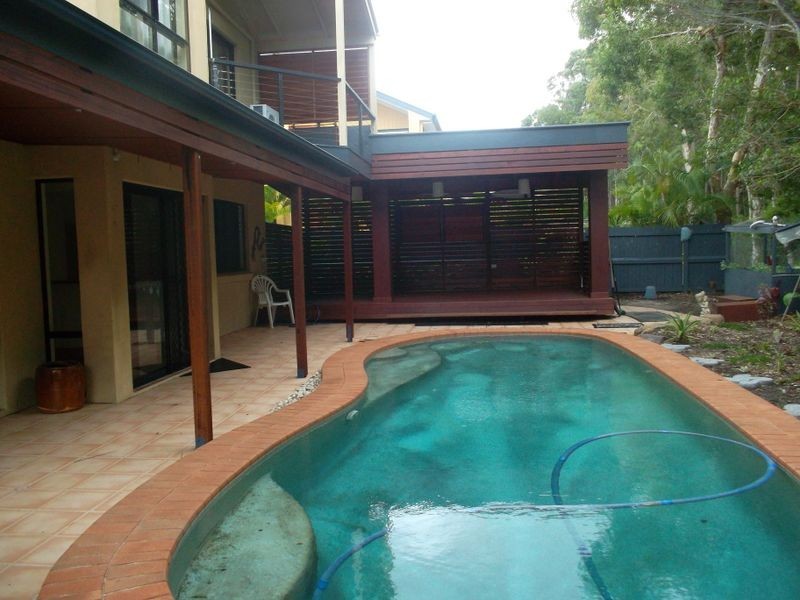 19 Admiralty Drive, Alexandra Headland QLD 4572