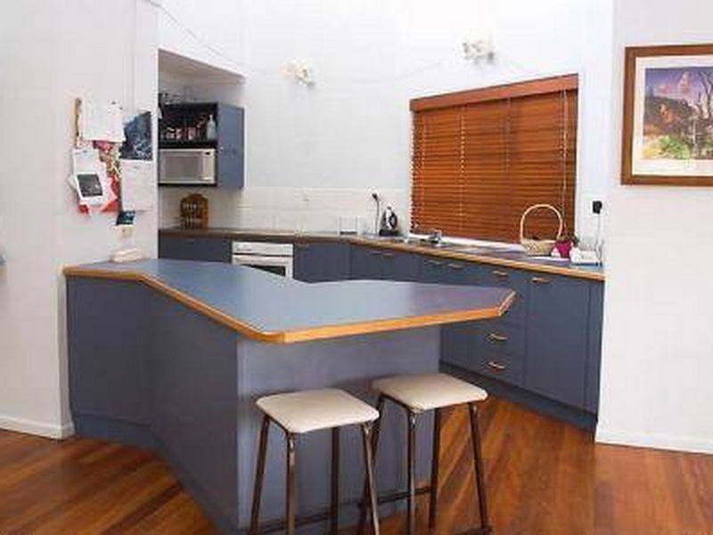 92 Mooloolaba Road, Alexandra Headland QLD 4572