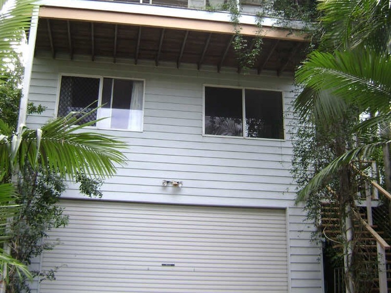 92 Mooloolaba Road, Alexandra Headland QLD 4572