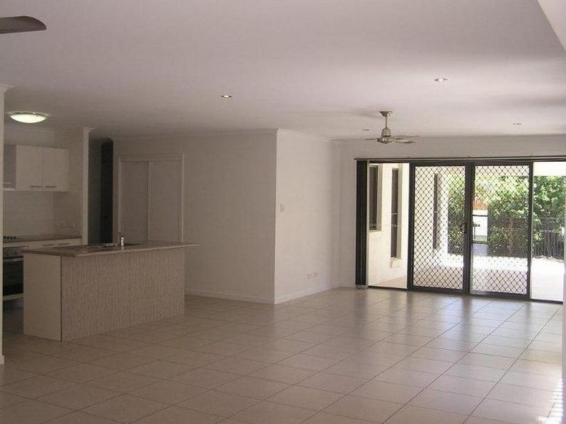 5 Cockatoo Court, Beerwah QLD 4519