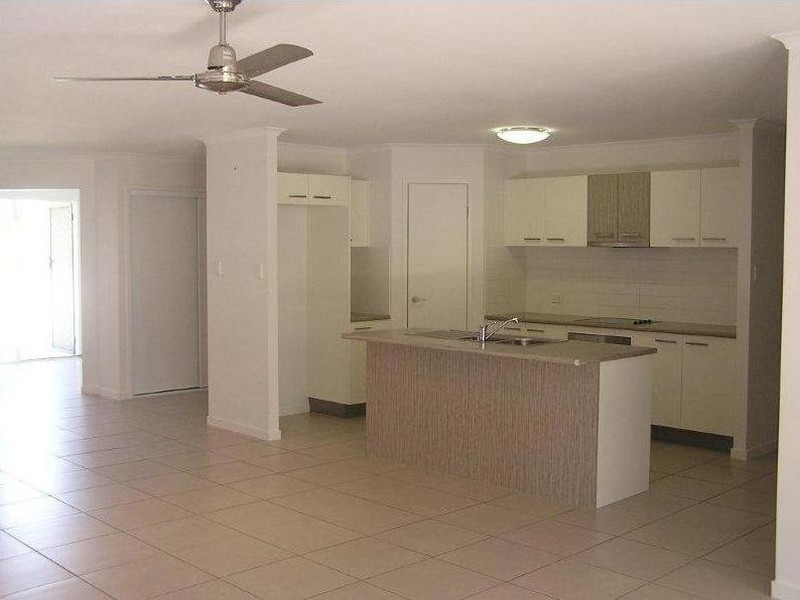 5 Cockatoo Court, Beerwah QLD 4519