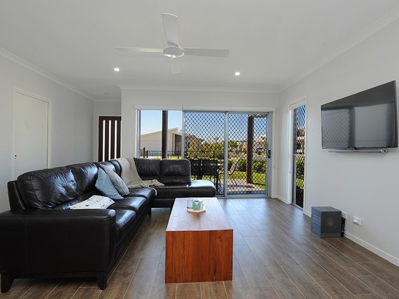 10 Stradbroke Street, Mountain Creek QLD 4557