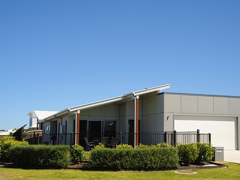 10 Stradbroke Street, Mountain Creek QLD 4557