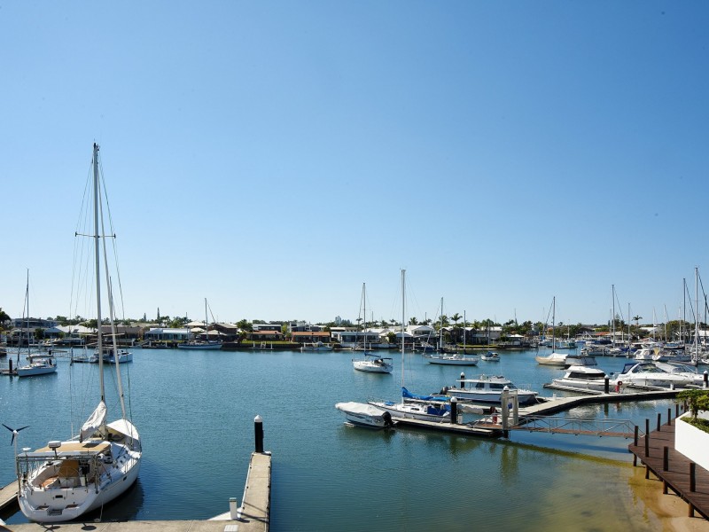 Unit 201/11 Nicklin Way, Minyama QLD 4575