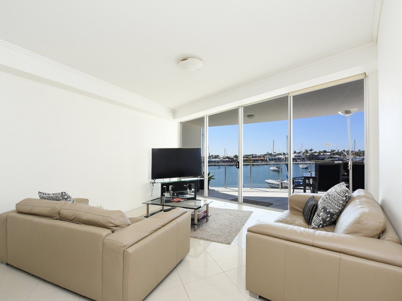 Unit 201/11 Nicklin Way, Minyama QLD 4575