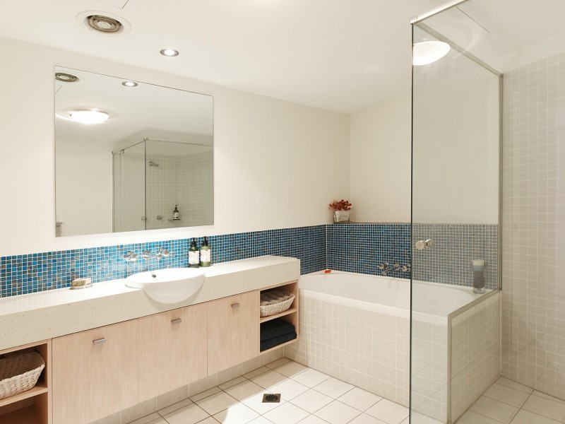 Unit 201/11 Nicklin Way, Minyama QLD 4575