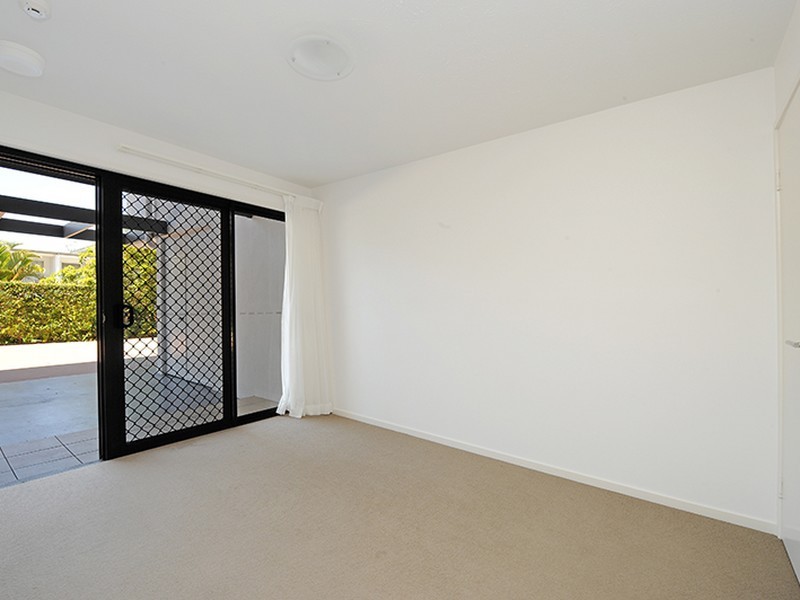 28/10 Grand Parade, Parrearra QLD 4575