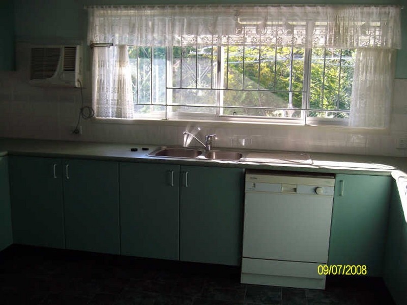 25 Elizabeth Street, Nambour QLD 4560